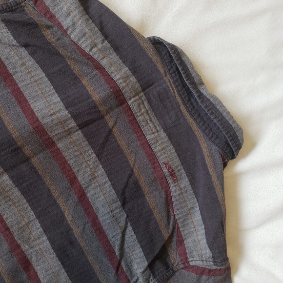 🌎 2 for $40 🌎 Grey Flannel Button Down - Picture 3 of 3